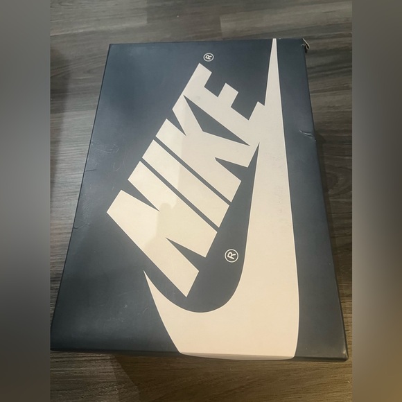 NWT NIKE AIR JORDAN 1 RETRO HIGH "ATMOSPHERE (W) - Picture 16 of 16